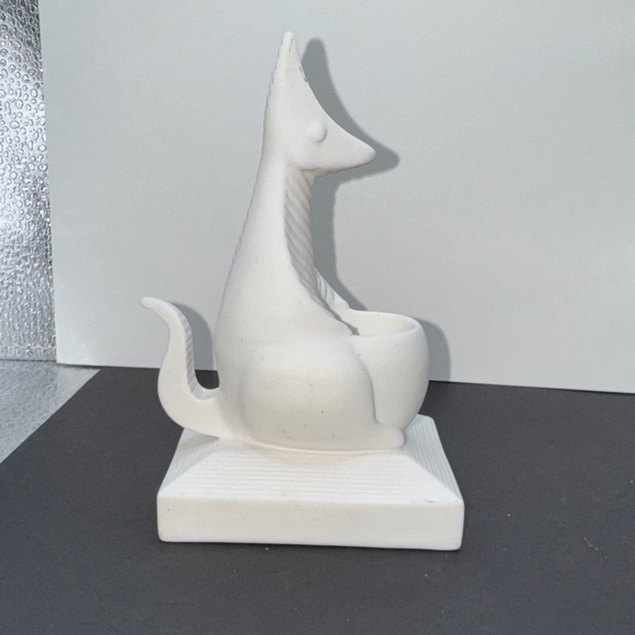 Jonathan Adler Kangaroo Match Strike White Ceramic - Picture 8 of 9